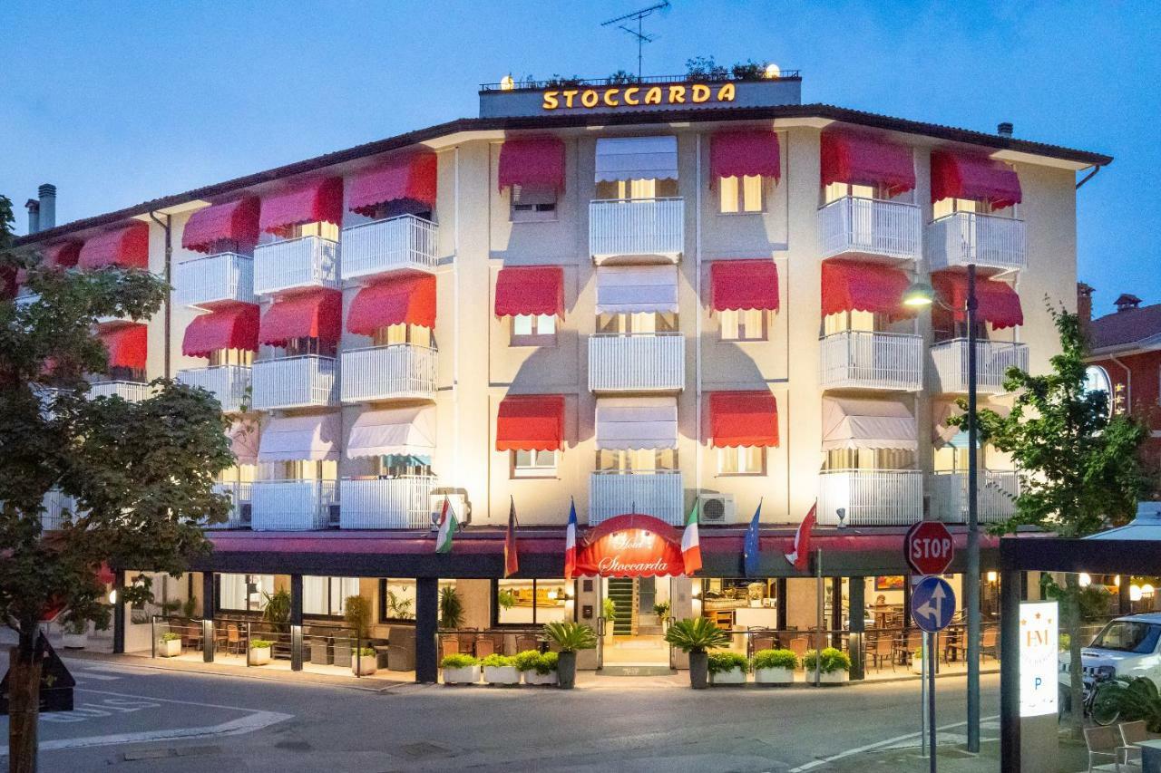 Hotel Stoccarda Каорле Экстерьер фото
