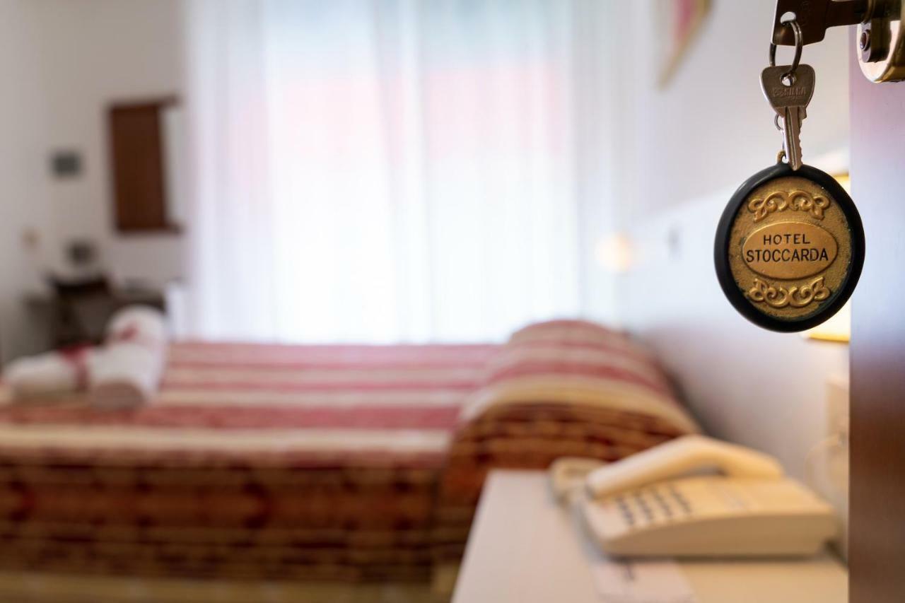 Hotel Stoccarda Каорле Экстерьер фото